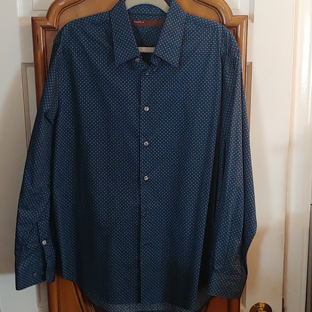 Perry Ellis XL long sleeve